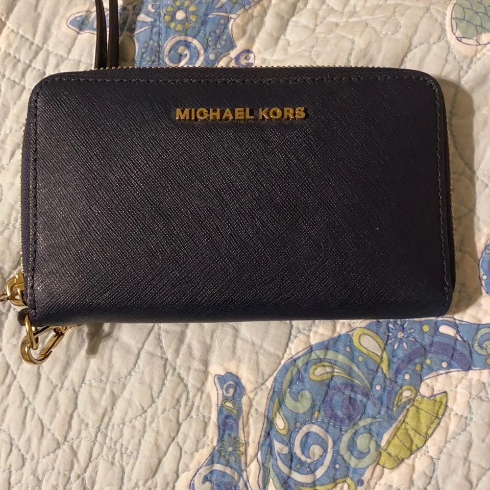 Michael Kors wrist wallet with phone pocket